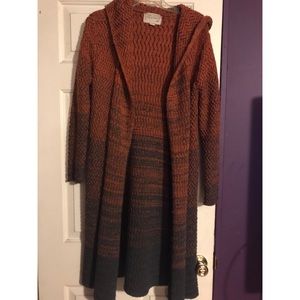 Long cardigan with hood and pockets